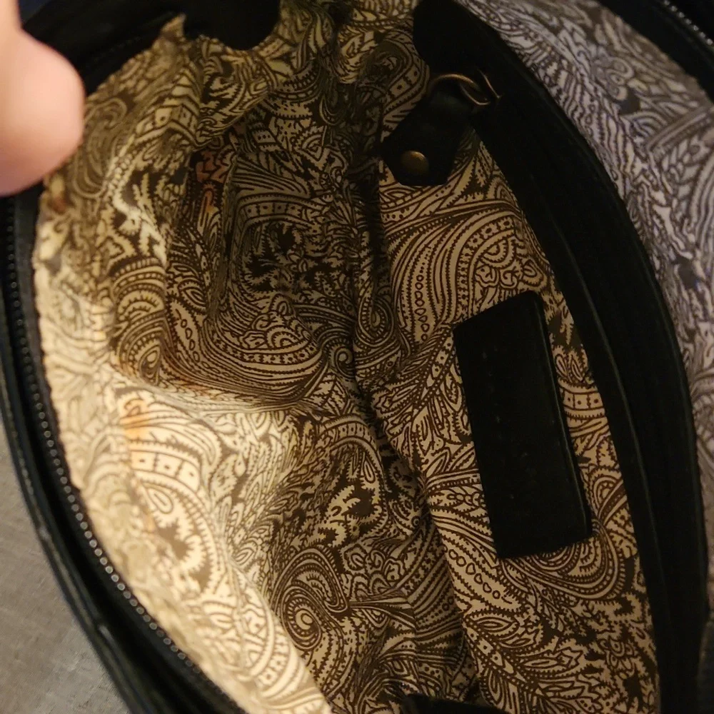 Miss Me black shoulder bag with gold & silver rivots - Picture 8 of 16